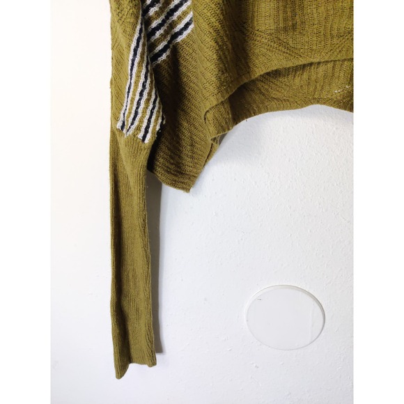 3/$20 Urban Outfitters Green Striped Long Sleeve Cropped Acrylic Sweater L - Picture 4 of 9